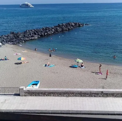 Beachfront Giardini Naxos